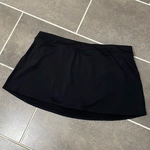 Lands’ End Tummy Control Black Swim Skirt size 20W